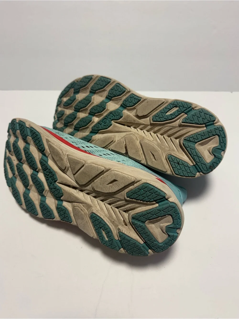 Hoka Women's Clifton 8 size 8 Gym Workout Training